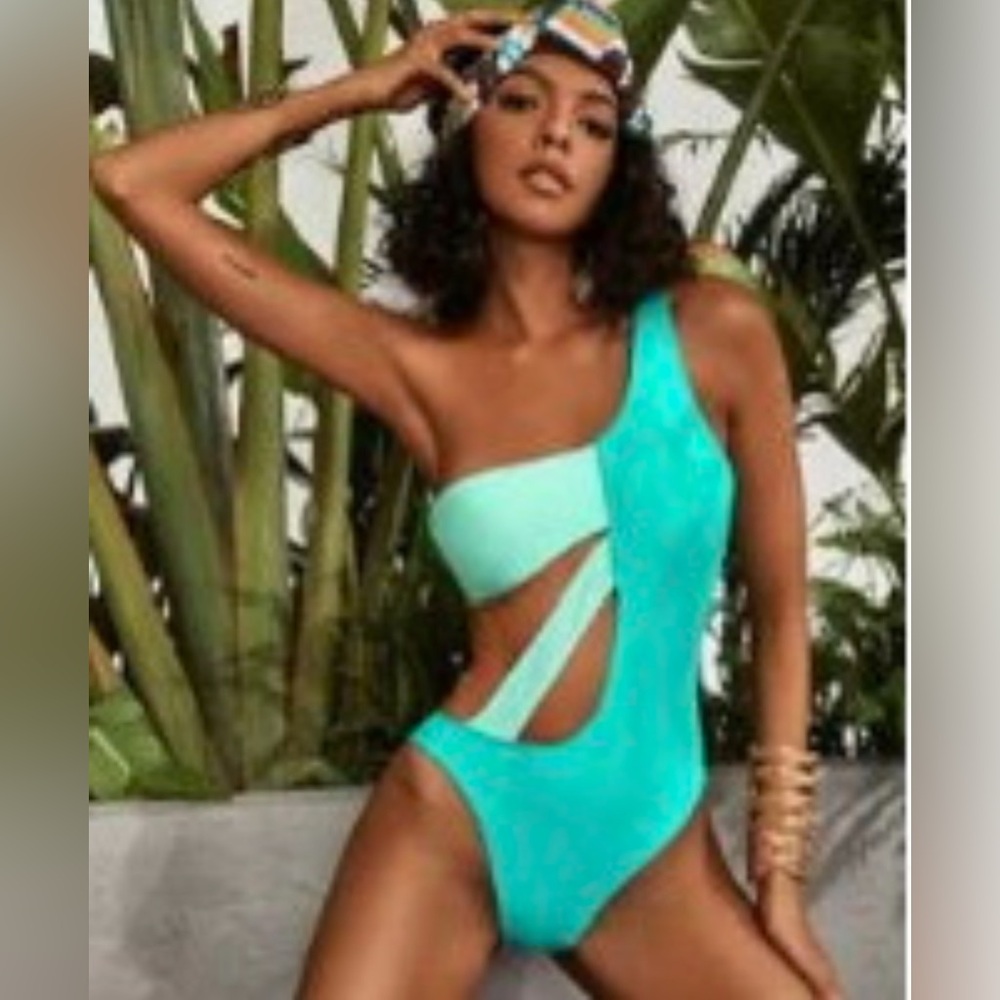 Two toned Blue Cutout One Piece Swimsuit Size Small